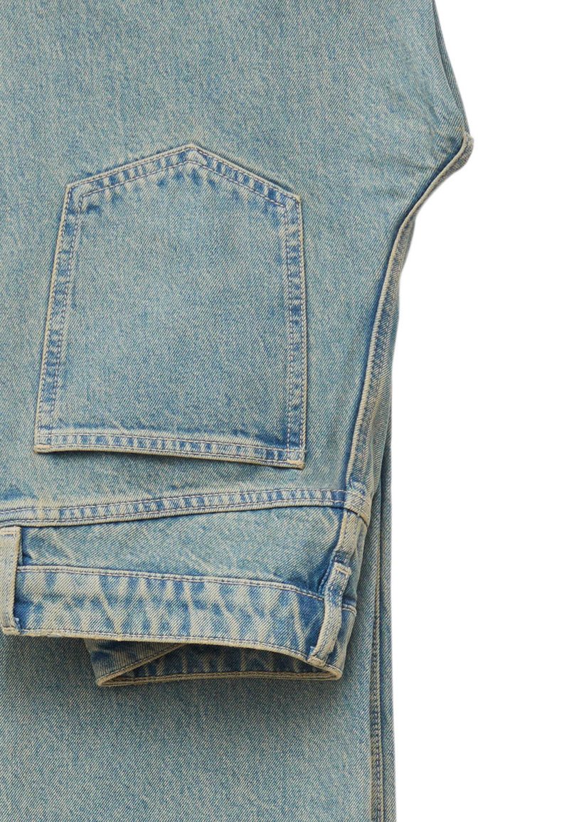 STRAIGHT-LEG - Straight leg jeans - light washed blue