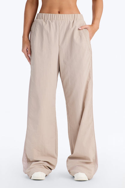 Airwave Motion Windbreaker Pant - Stone