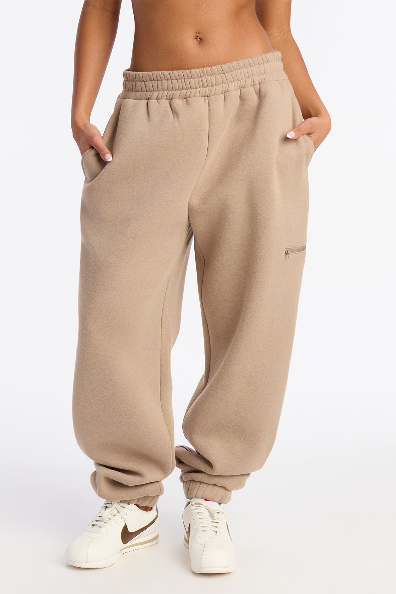 In Flight Fleece Jogger - Taupe