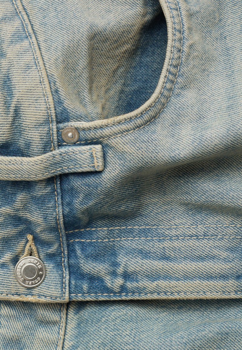 STRAIGHT-LEG - Straight leg jeans - light washed blue